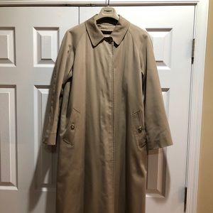 Burberry Wool Lined (removable) Trenchcoat